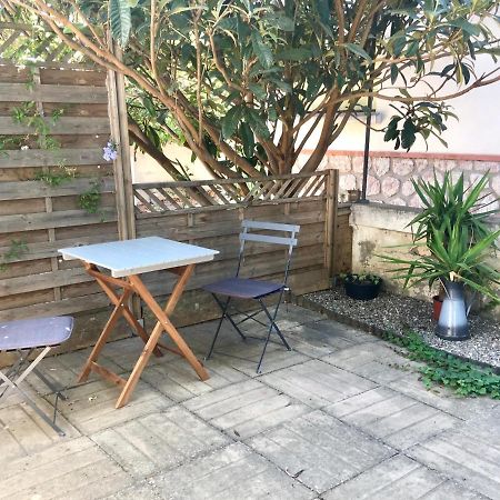 Dans Une Maison, Appartement Independant Et Jardin Perpignan Luaran gambar